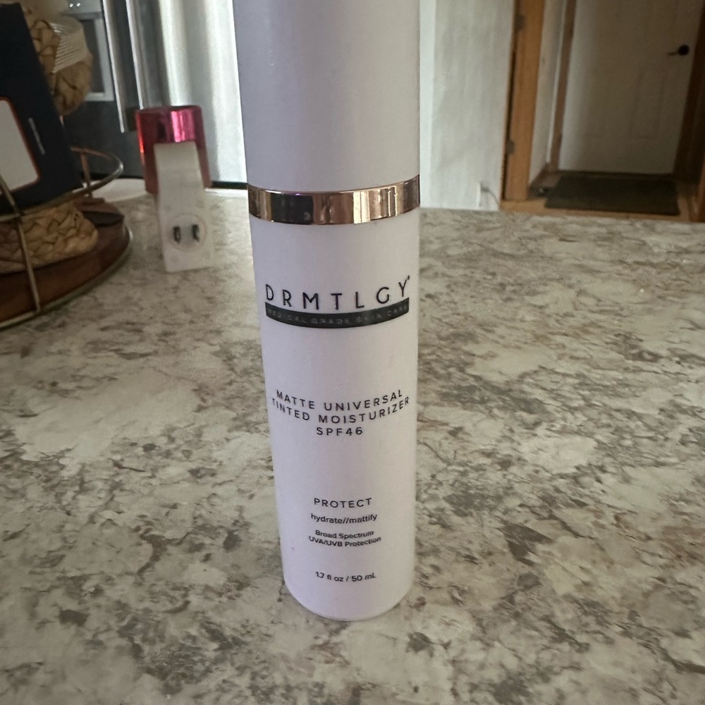 DRMTLGY Tinted Moisturizer SPF 46